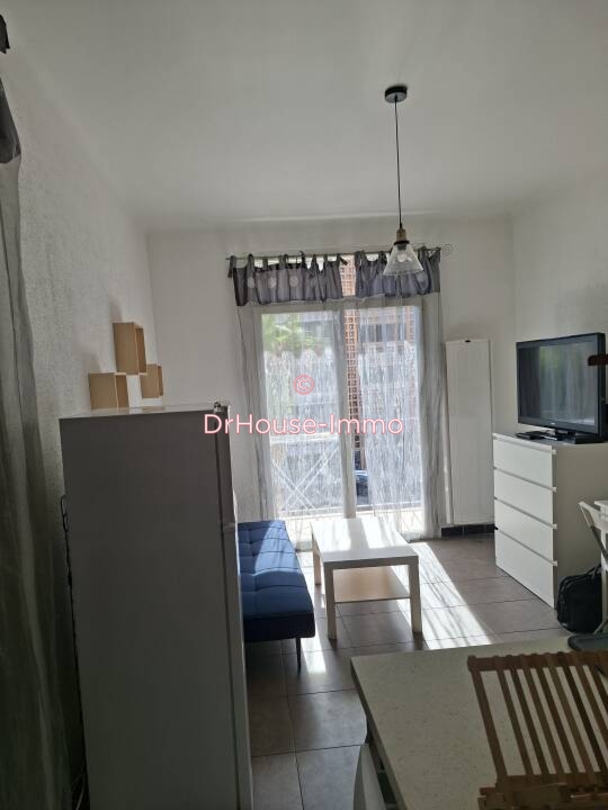 Appartement 1 pièce de 27 m² - Toulon (83000)