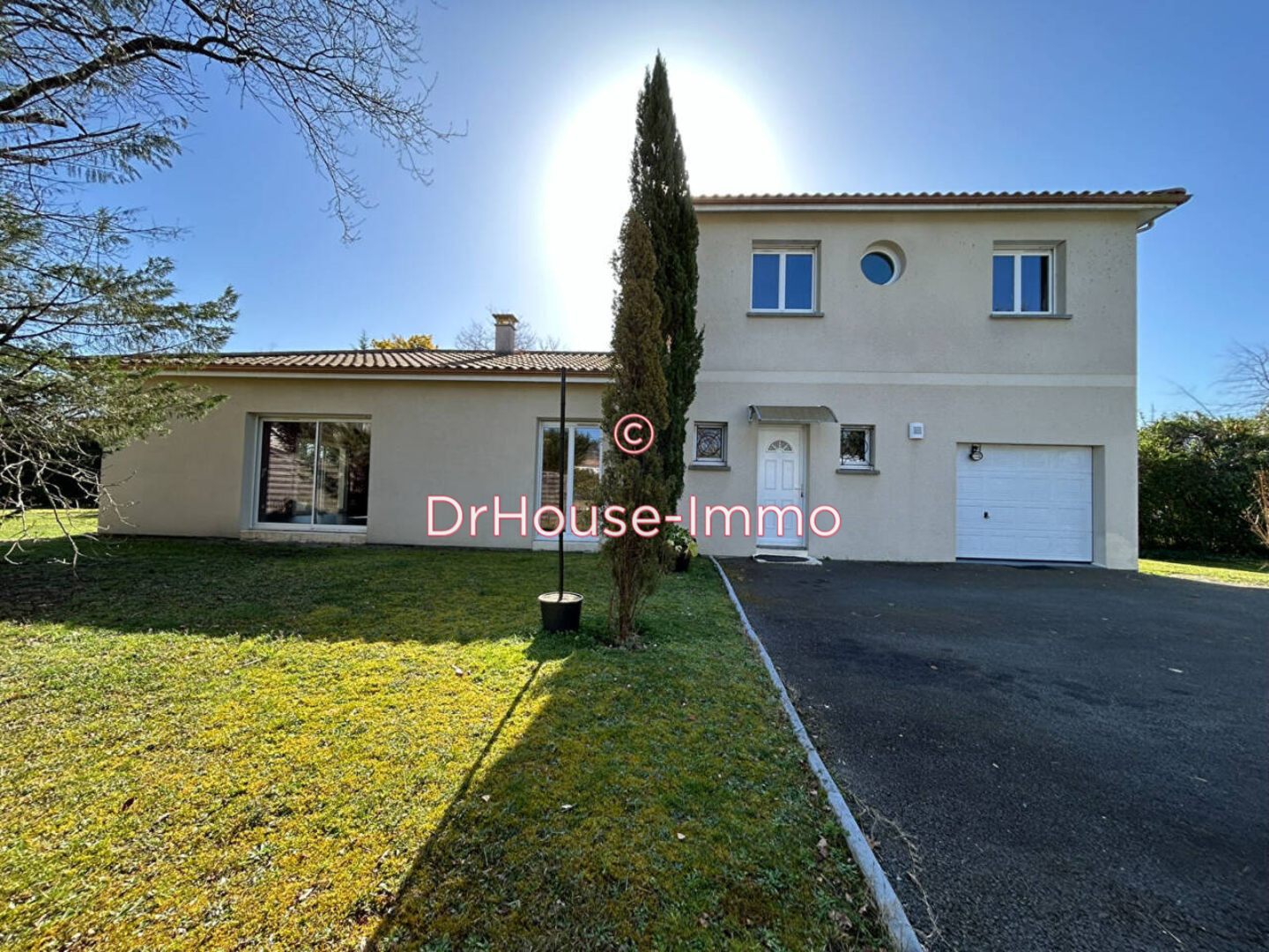 Maison 6 pièces de 160 m² - Le Pian-Médoc (33290)