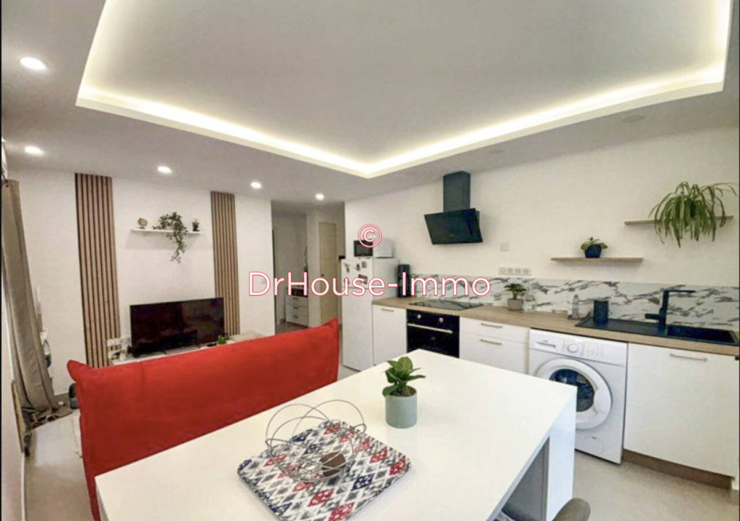 Appartement 2 pièces de 37 m² - Auriol (13390)