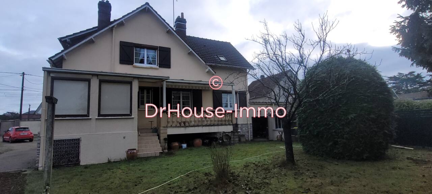 Maison 5 pièces de 111 m² - Amilly (45200)