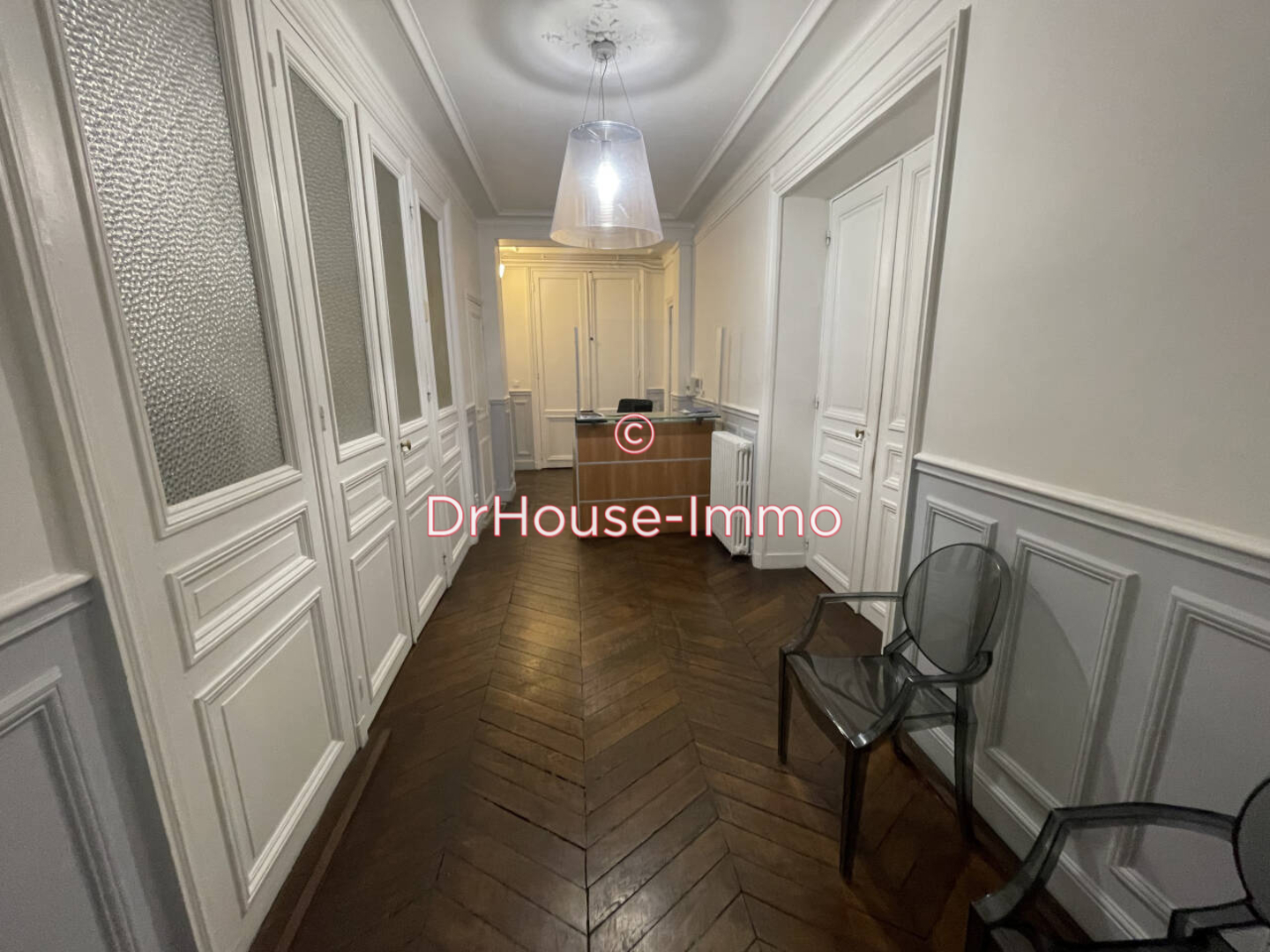 Appartement 4 pièces de 130 m² - Paris (75008)