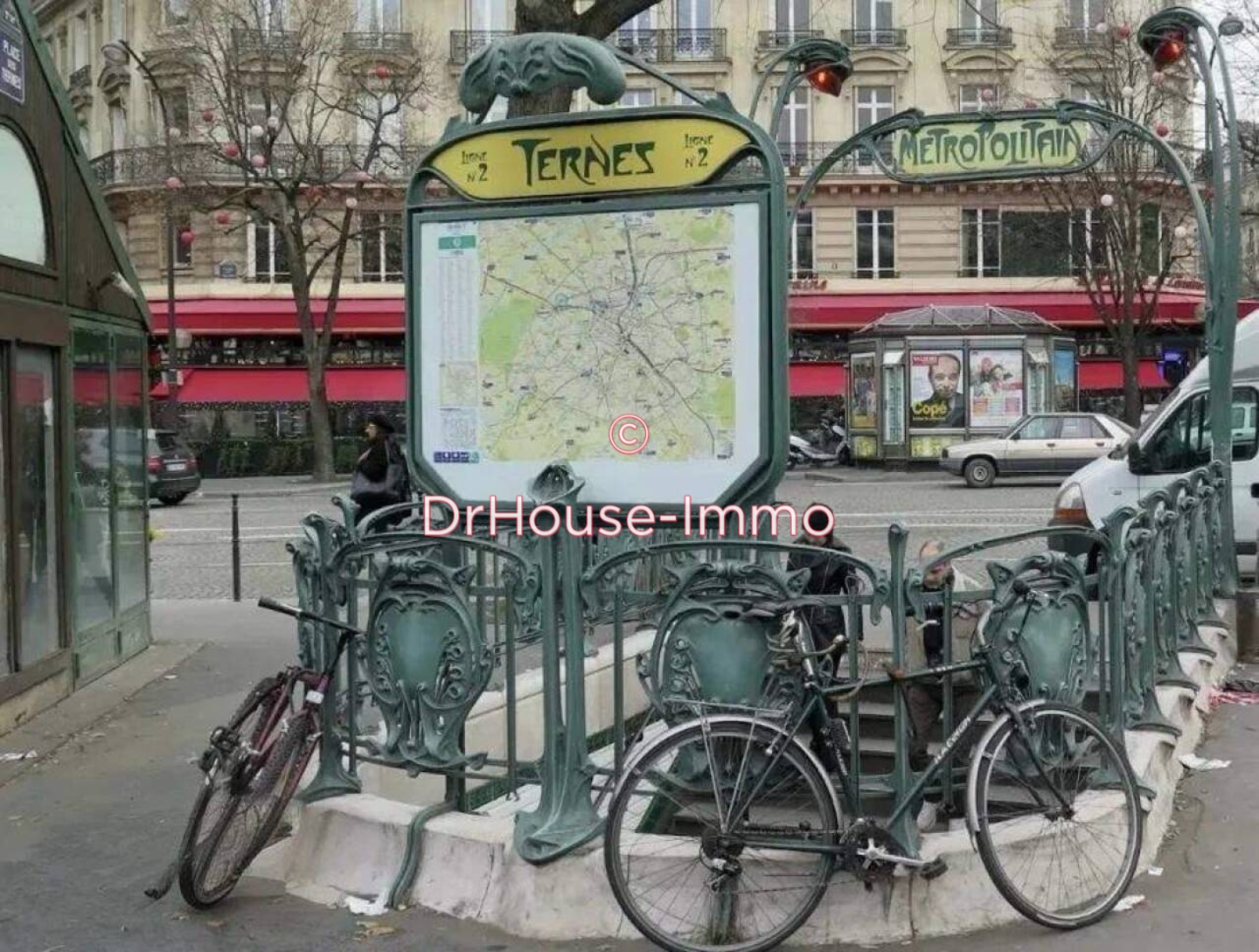 Appartement 2 pièces de 40 m² - Paris (75015)