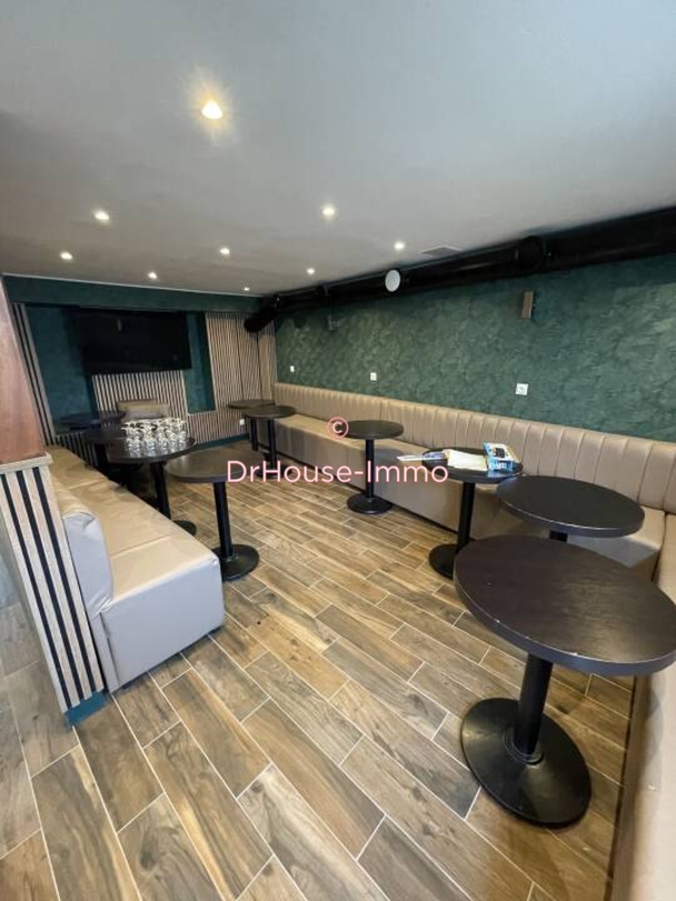 Commerce de 90 m² - Mitry-Mory (77290)