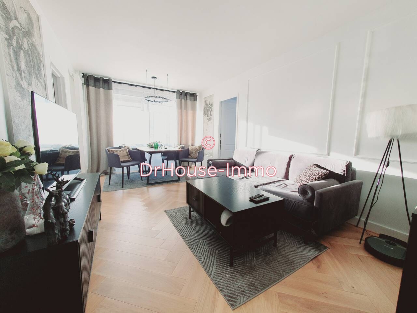 Appartement 4 pièces de 81 m² - Colombes (92700)