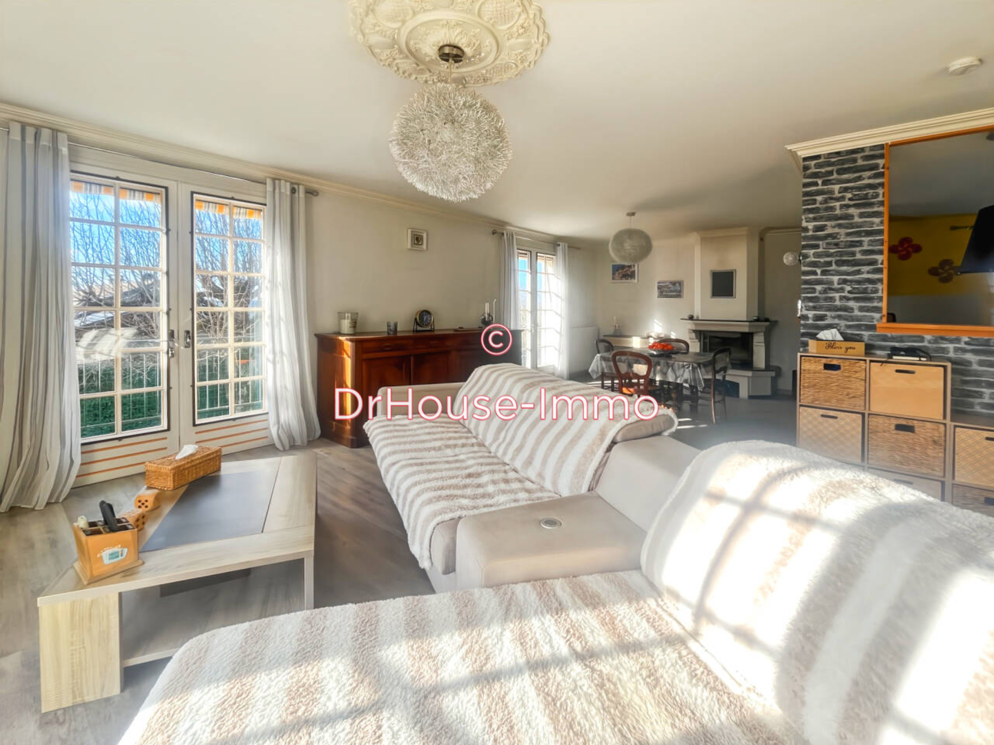 Maison 7 pièces de 155 m² - Touvre (16600)