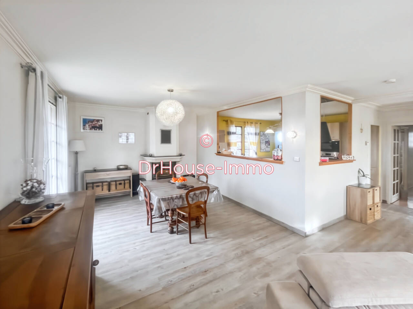 Maison 7 pièces de 155 m² - Touvre (16600)