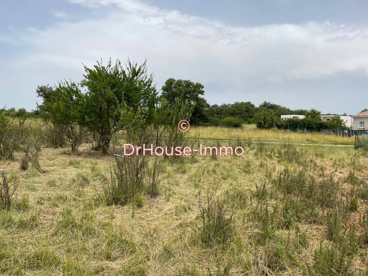 Terrain de 494 m² - Allègre-les-Fumades (30500)