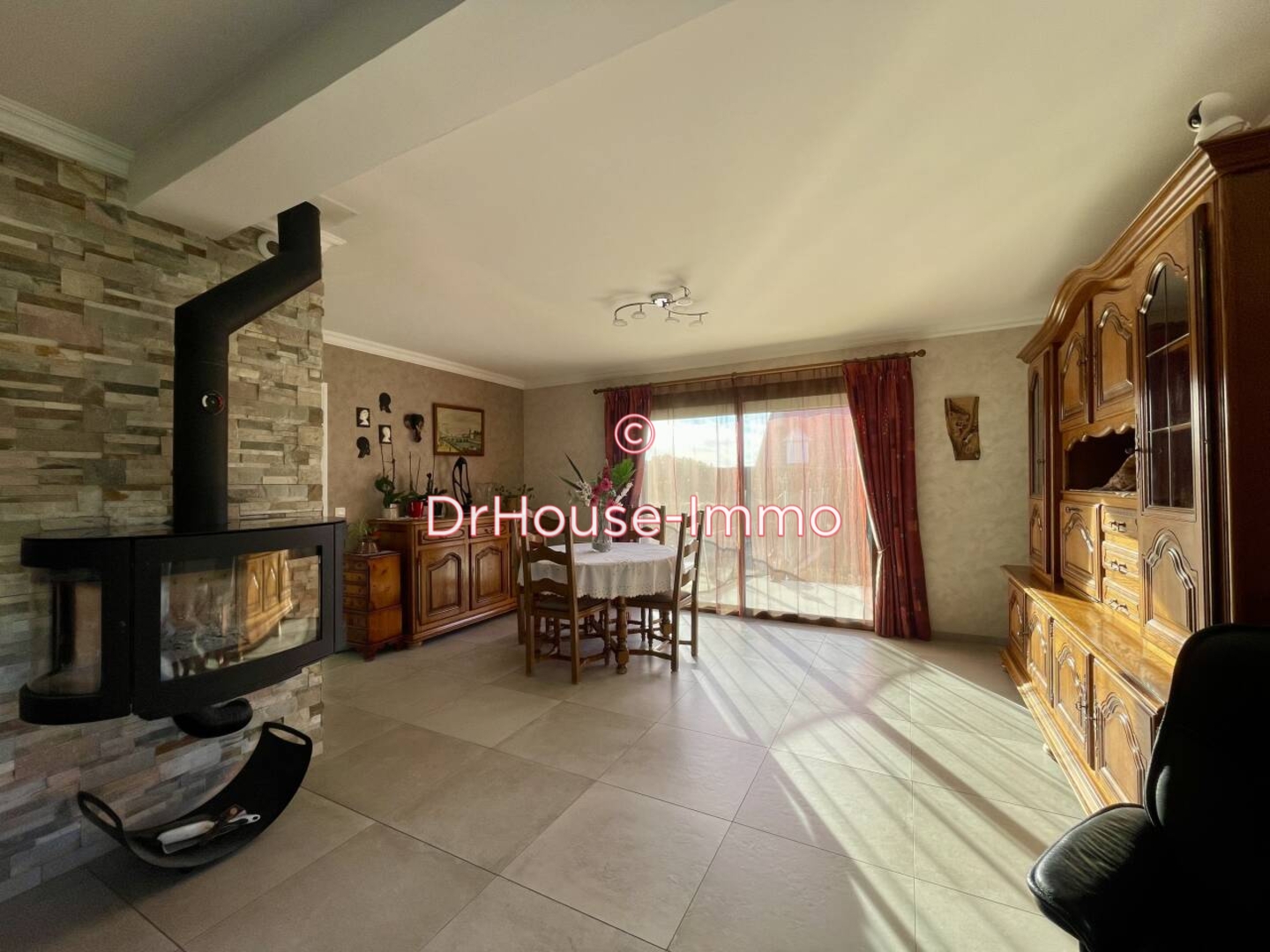 Maison 6 pièces de 140 m² - Montévrain (77144)