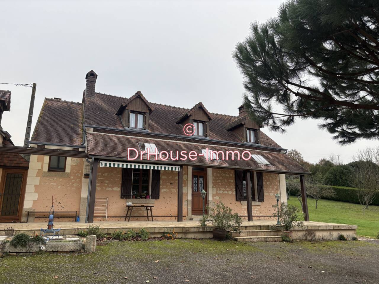 Maison 6 pièces de 180 m² - Ceton (61260)