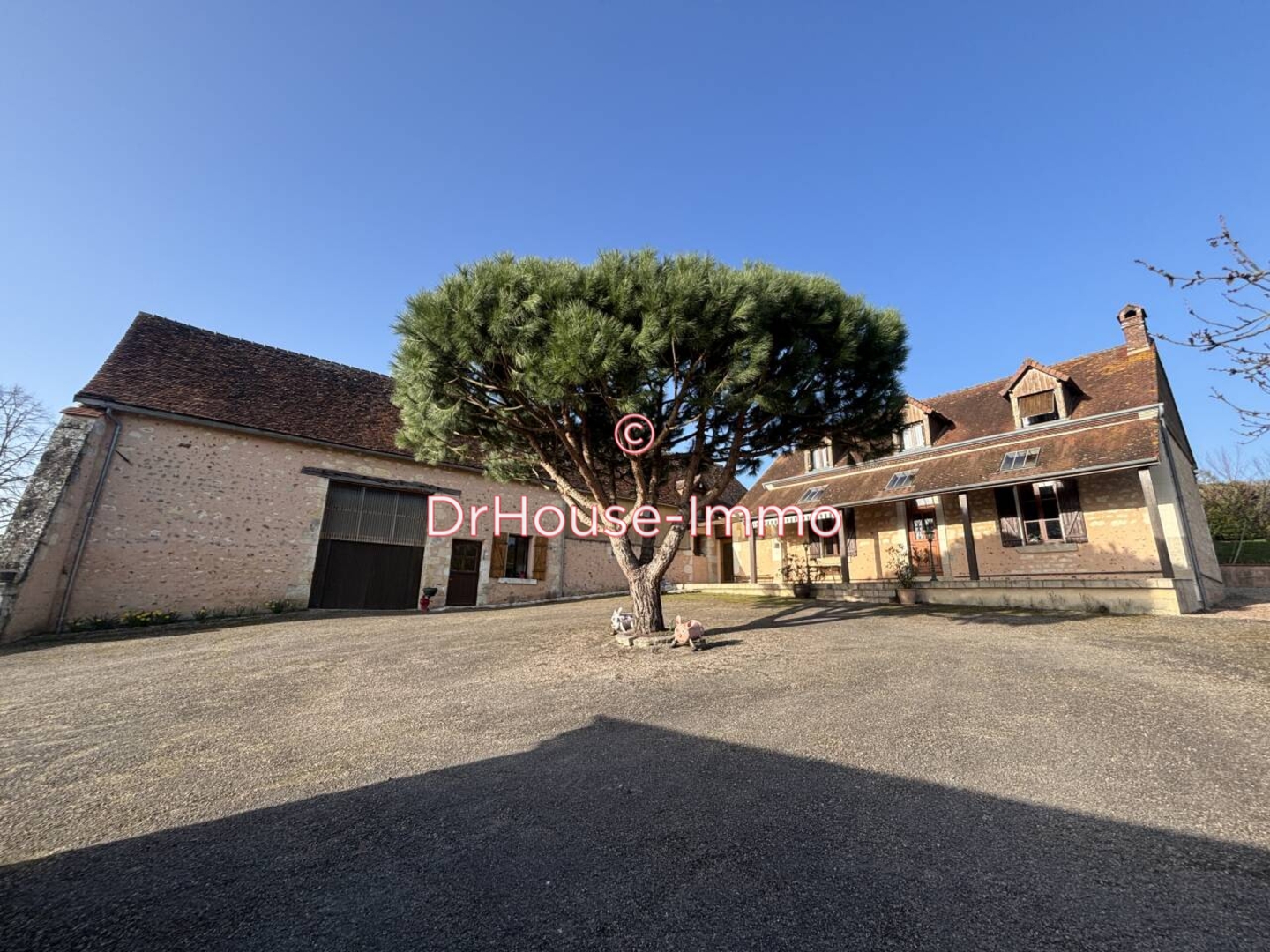 Maison 6 pièces de 180 m² - Ceton (61260)