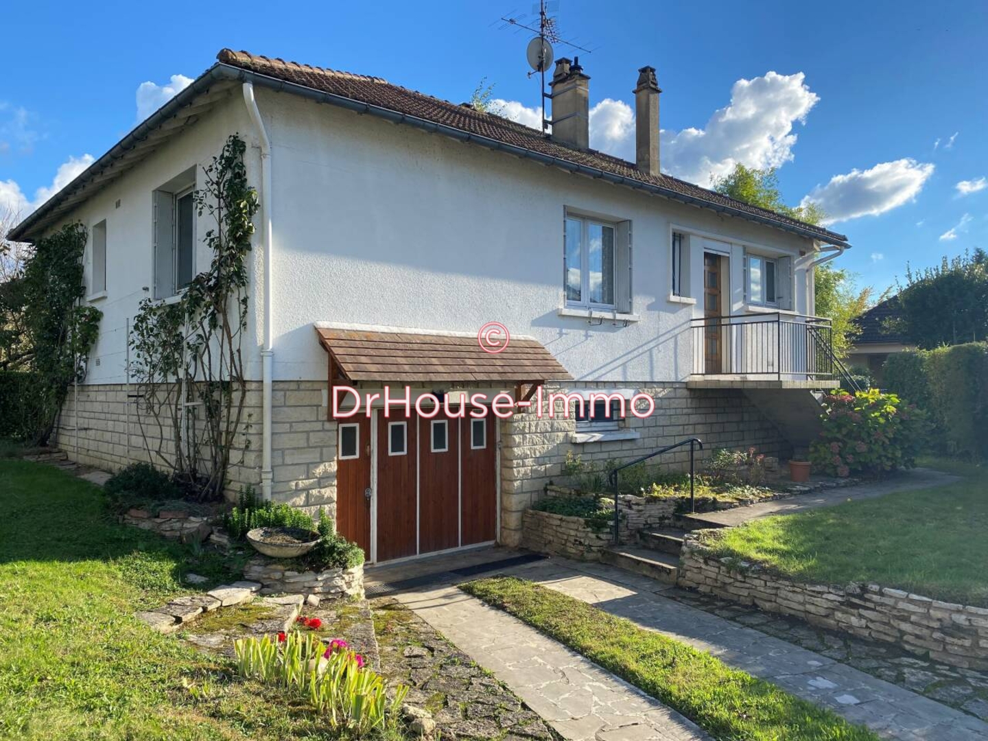 Maison 5 pièces de 100 m² - Saint-Georges-sur-Baulche (89000)