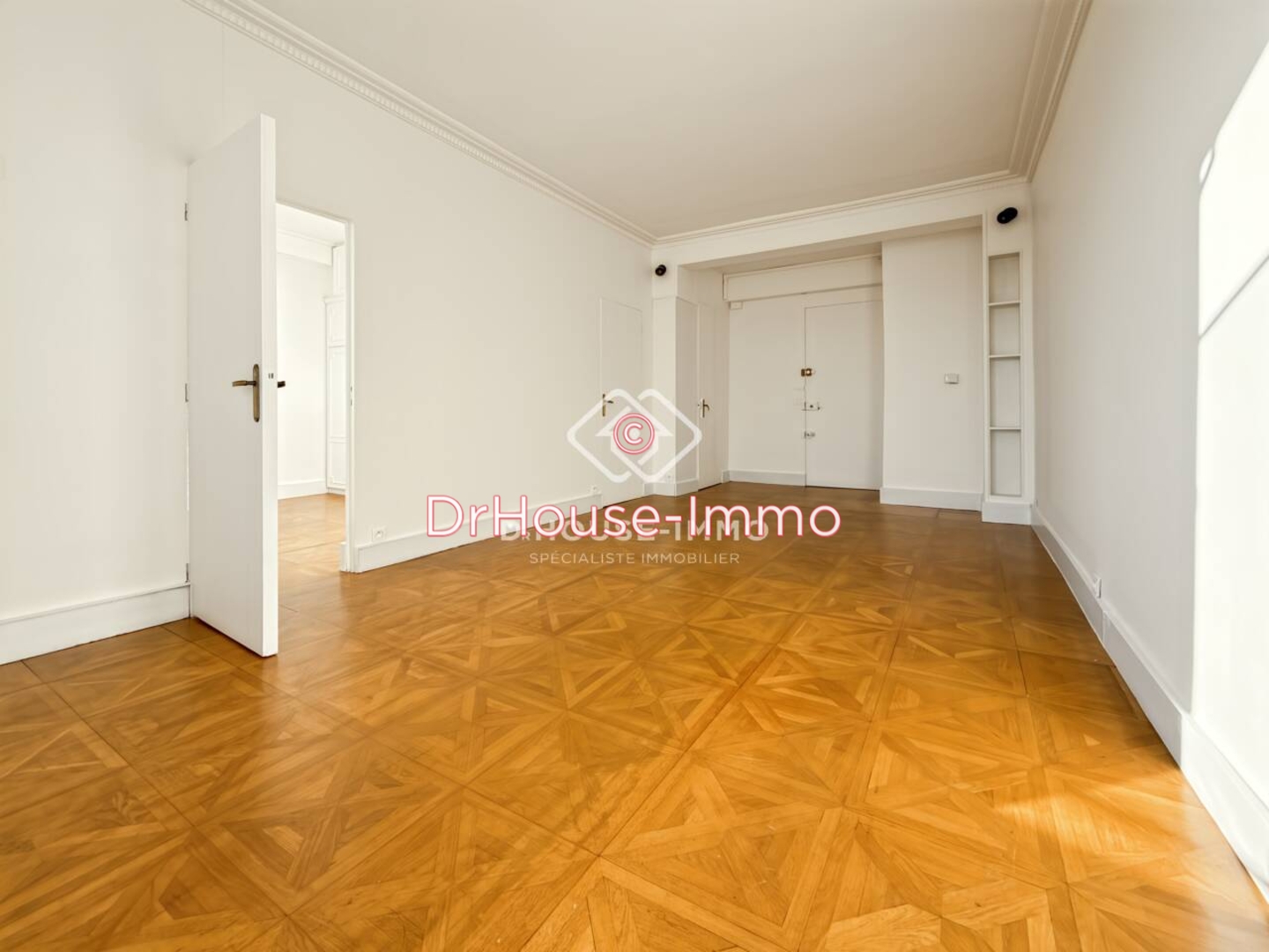 Appartement 2 pièces de 41 m² - Paris (75015)