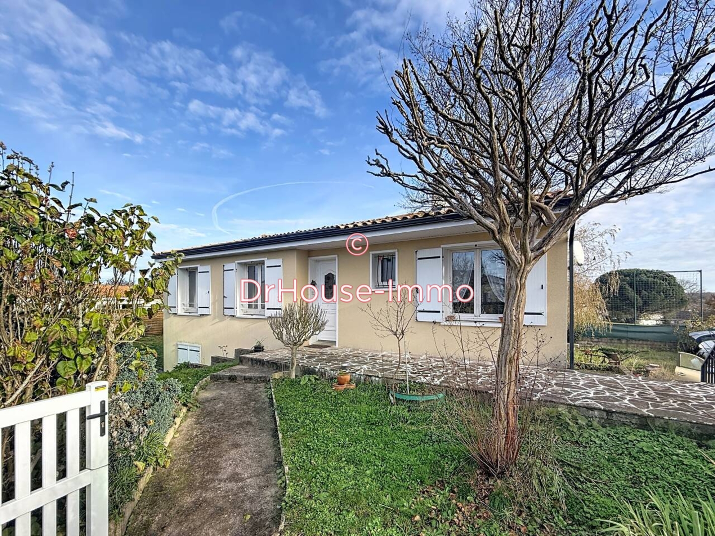 Maison 5 pièces de 91 m² - La Rochefoucauld en angoumois (16110)