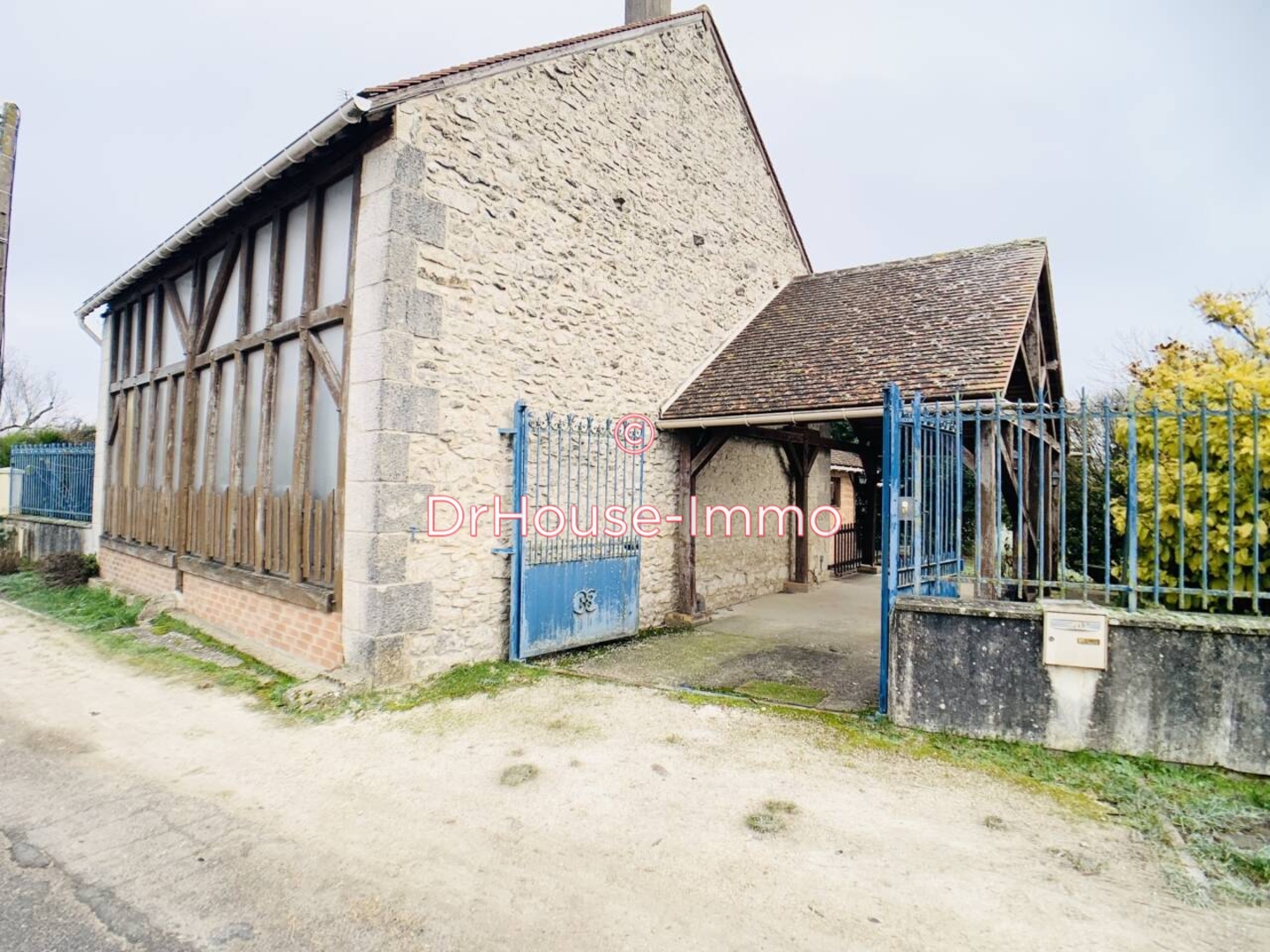 Maison 4 pièces de 110 m² - Corquilleroy (45120)
