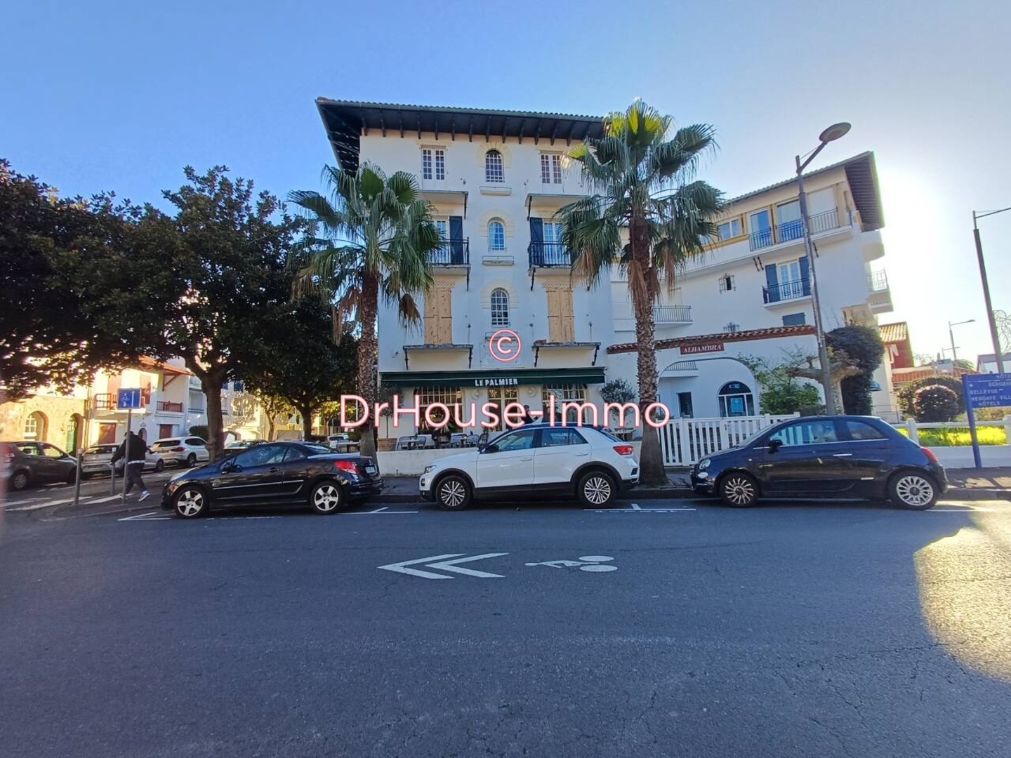 Appartement 3 pièces de 79 m² - Hendaye (64700)