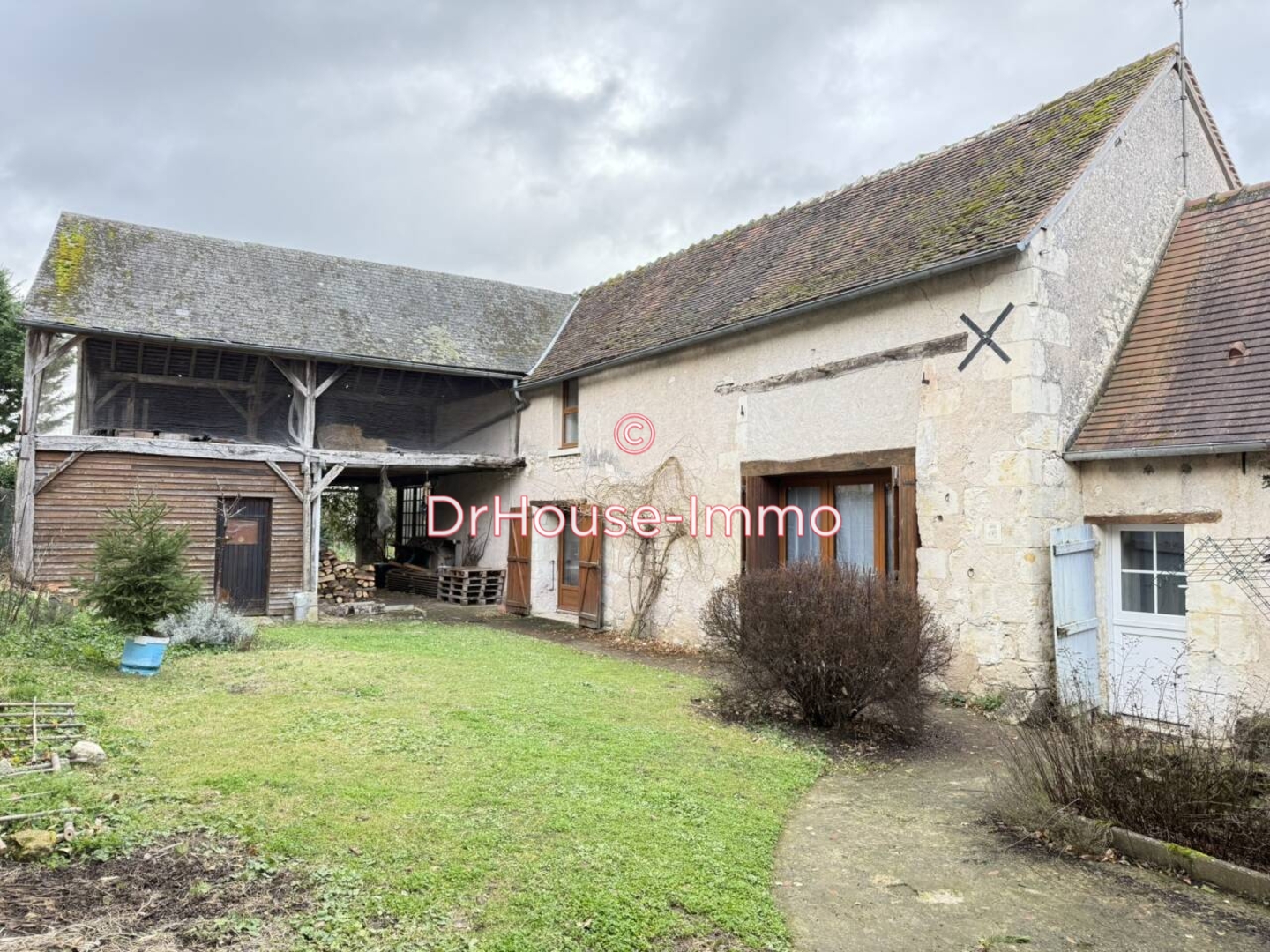 Maison 7 pièces de 240 m² - Martizay (36220)