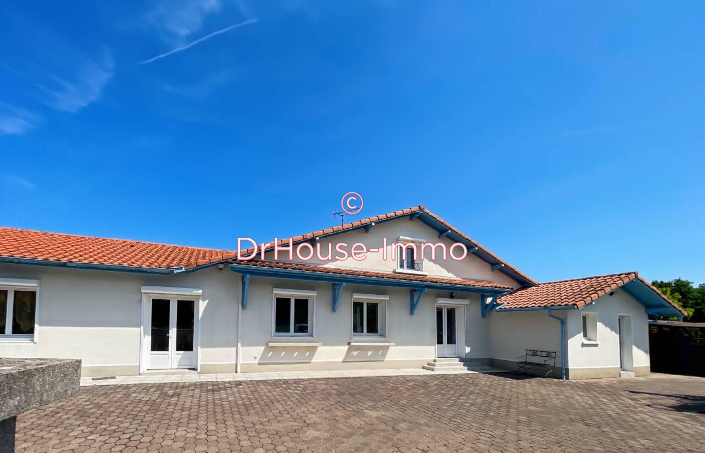 Maison 7 pièces de 173 m² - Saint-Vincent-de-Paul (40990)