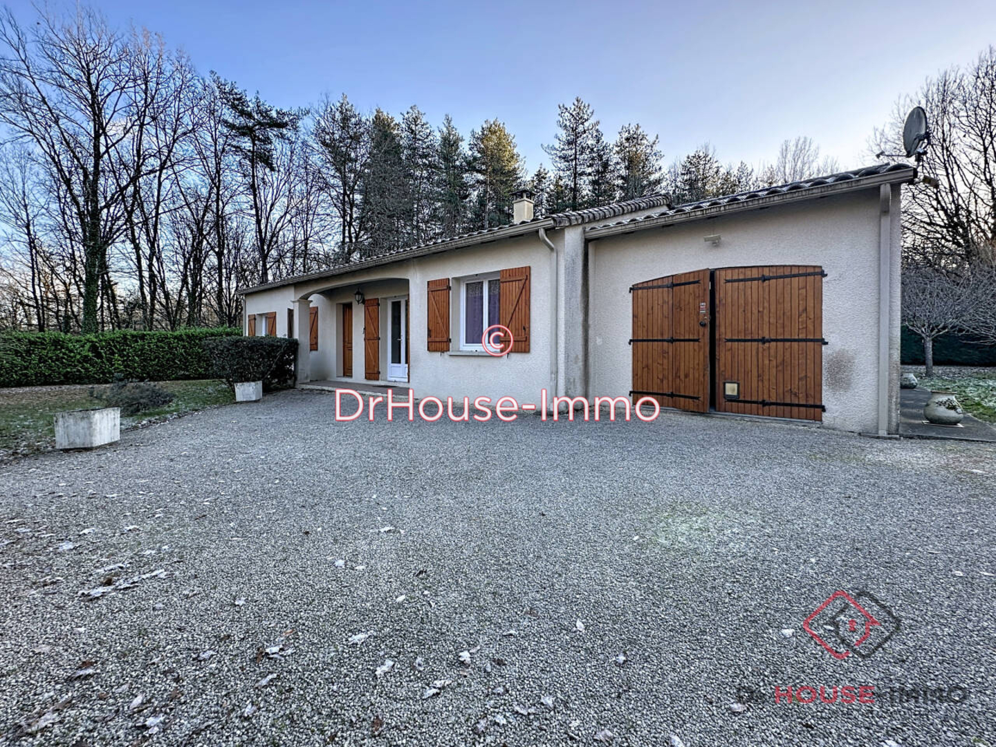 Maison 5 pièces de 99 m² - Léguillac-de-l'Auche (24110)