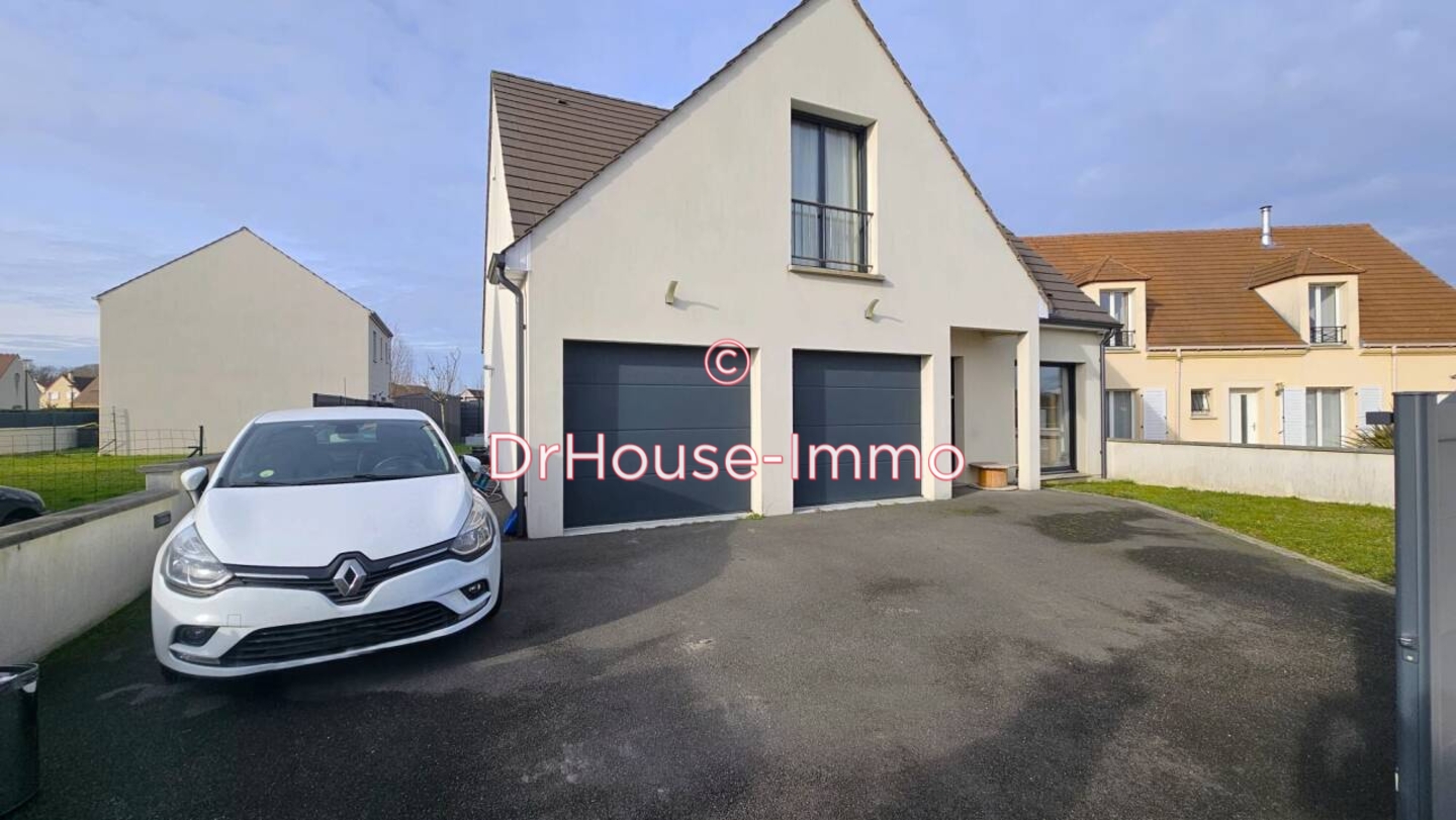 Maison 6 pièces de 114 m² - Neufmoutiers-en-Brie (77610)