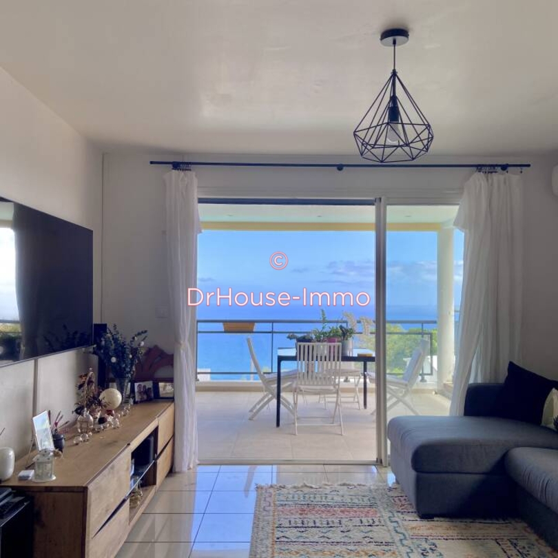 Maison 7 pièces de 160 m² - Possession (97419)