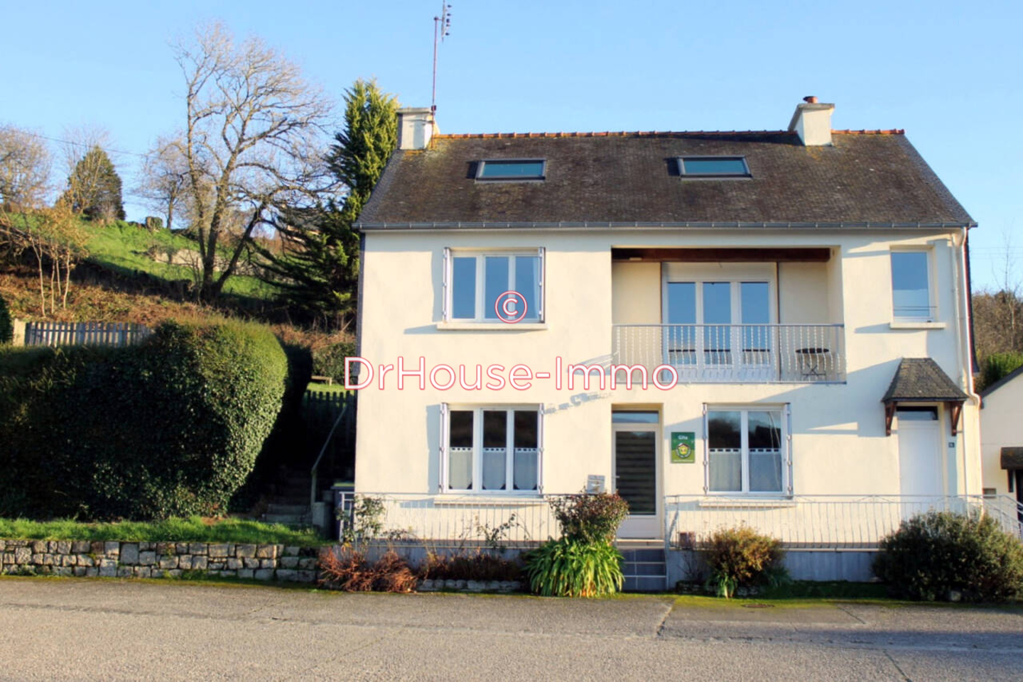 Maison 5 pièces de 128 m² - Quemper-Guézennec (22260)