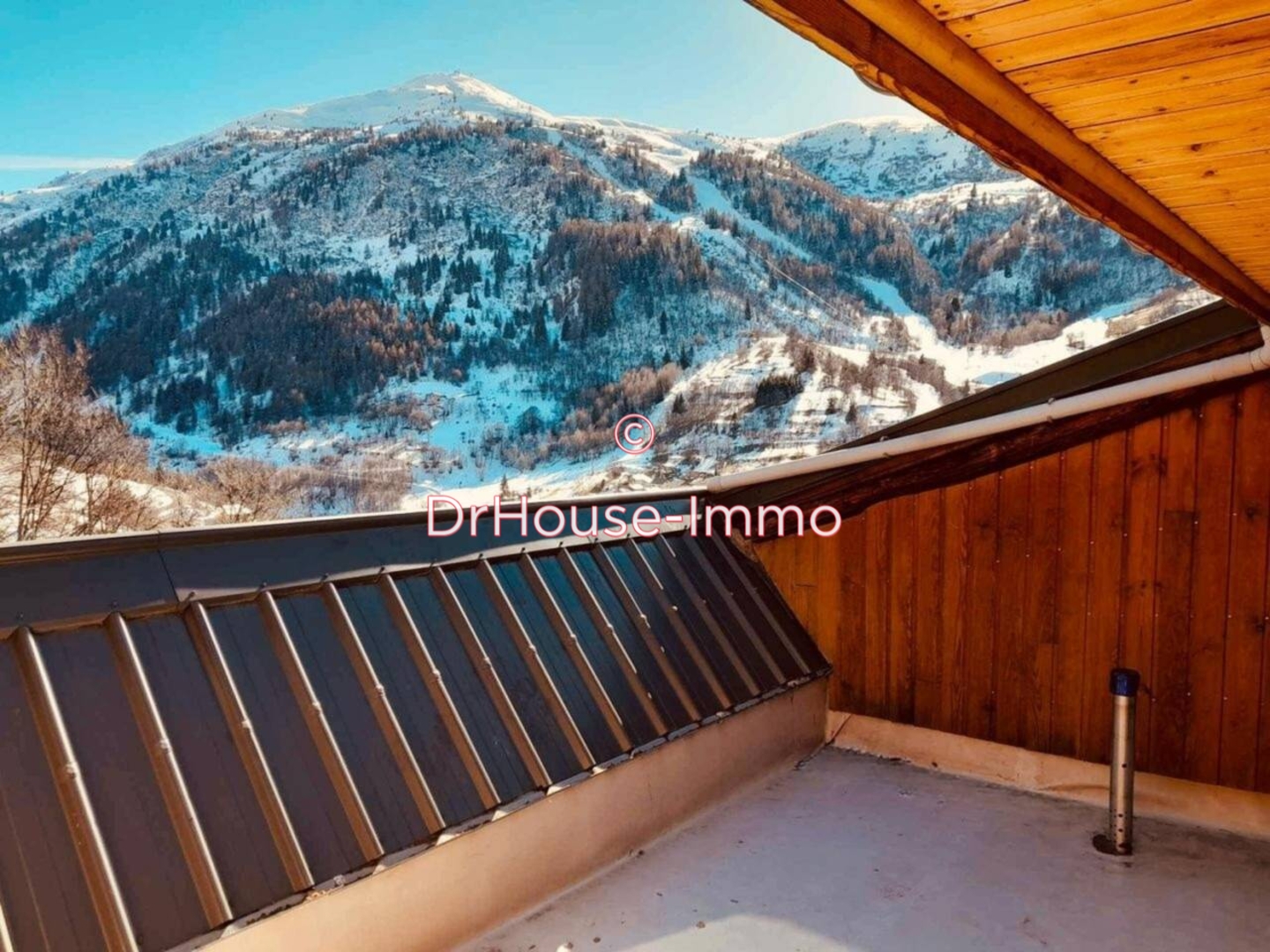 Maison 8 pièces de 138 m² - Valmeinier (73450)