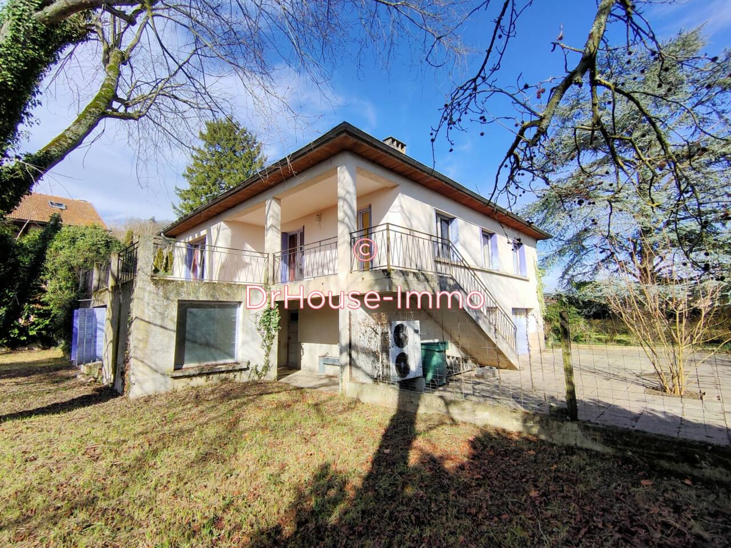 Maison 5 pièces de 144 m² - Charmes-sur-l'Herbasse (26260)