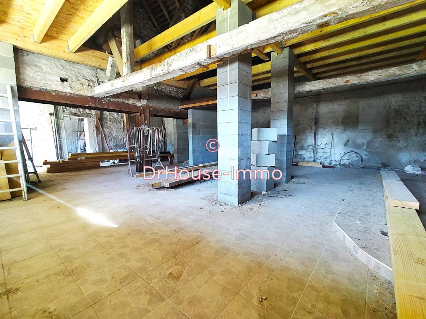 Maison 4 pièces de 118 m² - Châtellerault (86100)