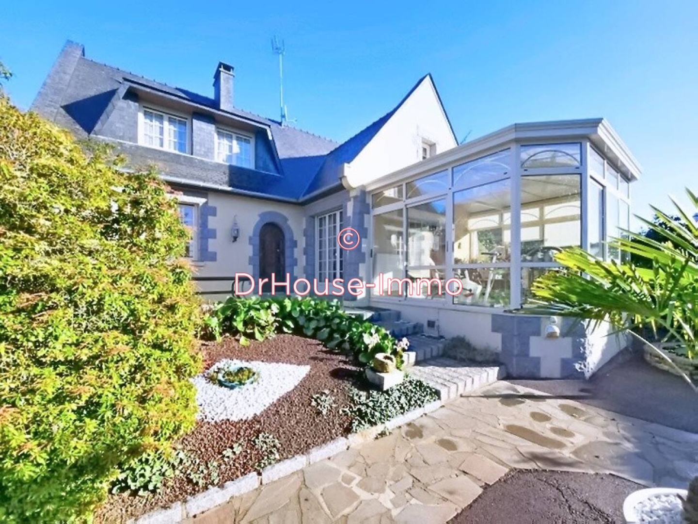 Maison 8 pièces de 150 m² - Louvigné-du-Désert (35420)