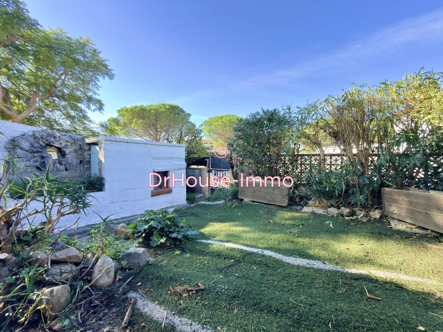 Maison 4 pièces de 110 m² - Saint-Estève (66240)