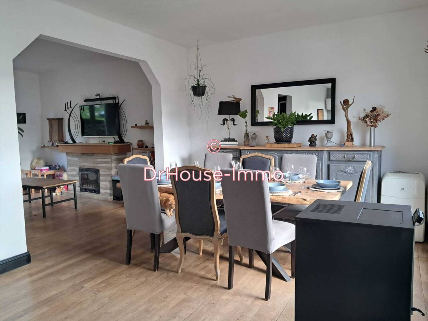 Maison 5 pièces de 123 m² - Saint-Céré (46400)