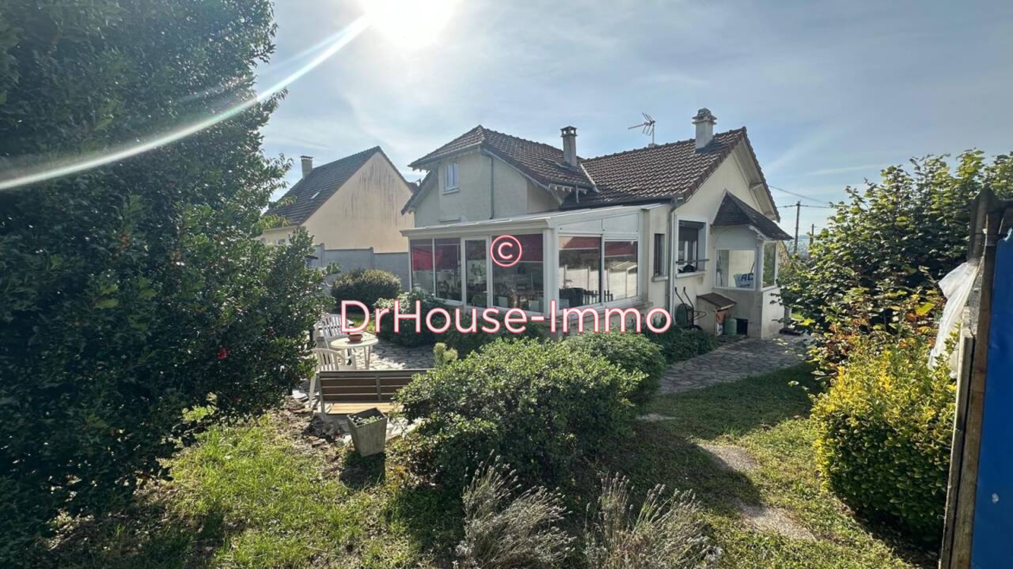 Maison 6 pièces de 130 m² - Limay (78520)