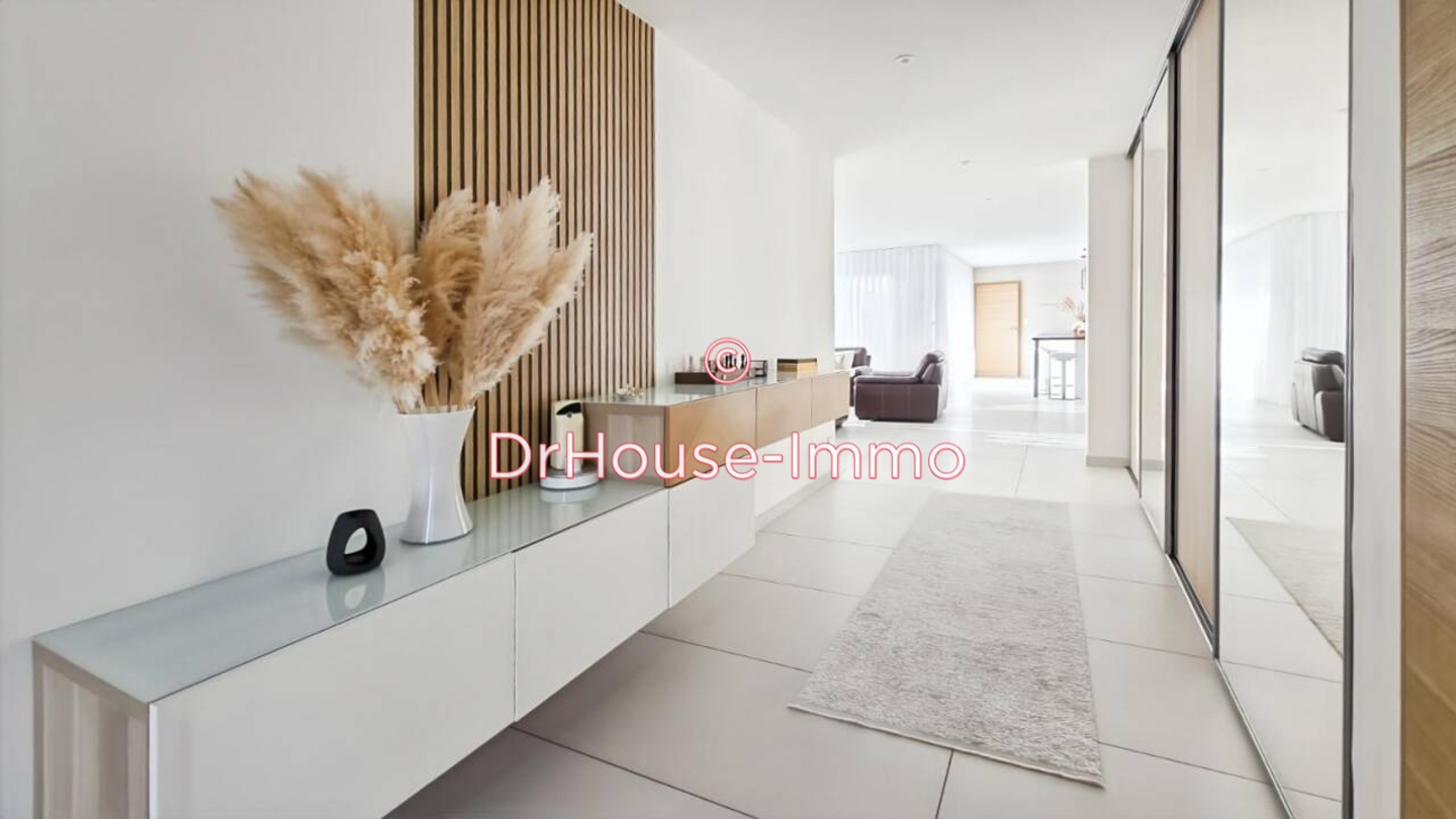 Maison 6 pièces de 180 m² - Perrigny-lès-Dijon (21160)