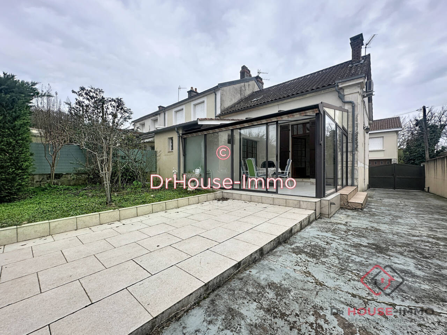 Maison 3 pièces de 115 m² - Périgueux (24000)