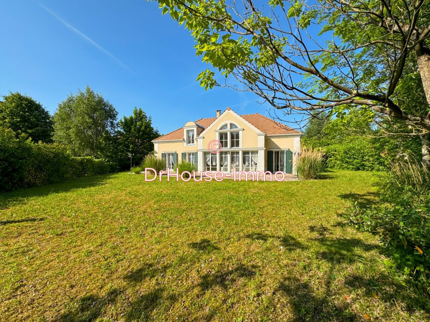 Maison 7 pièces de 194 m² - Montévrain (77144)