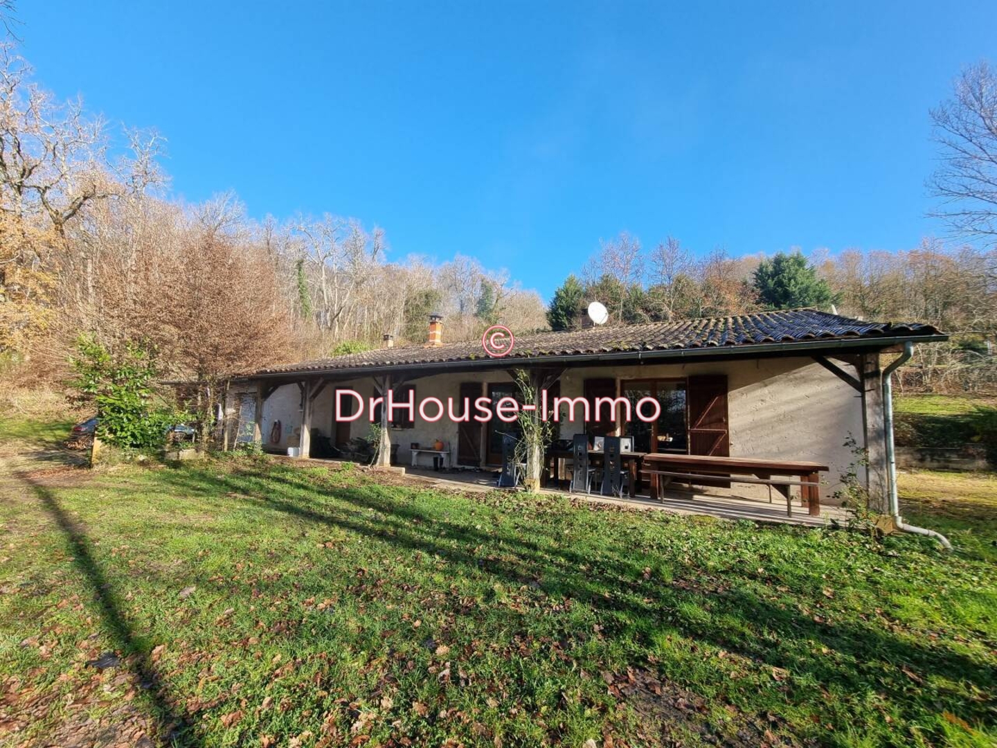 Maison 7 pièces de 158 m² - Marsalès (24540)