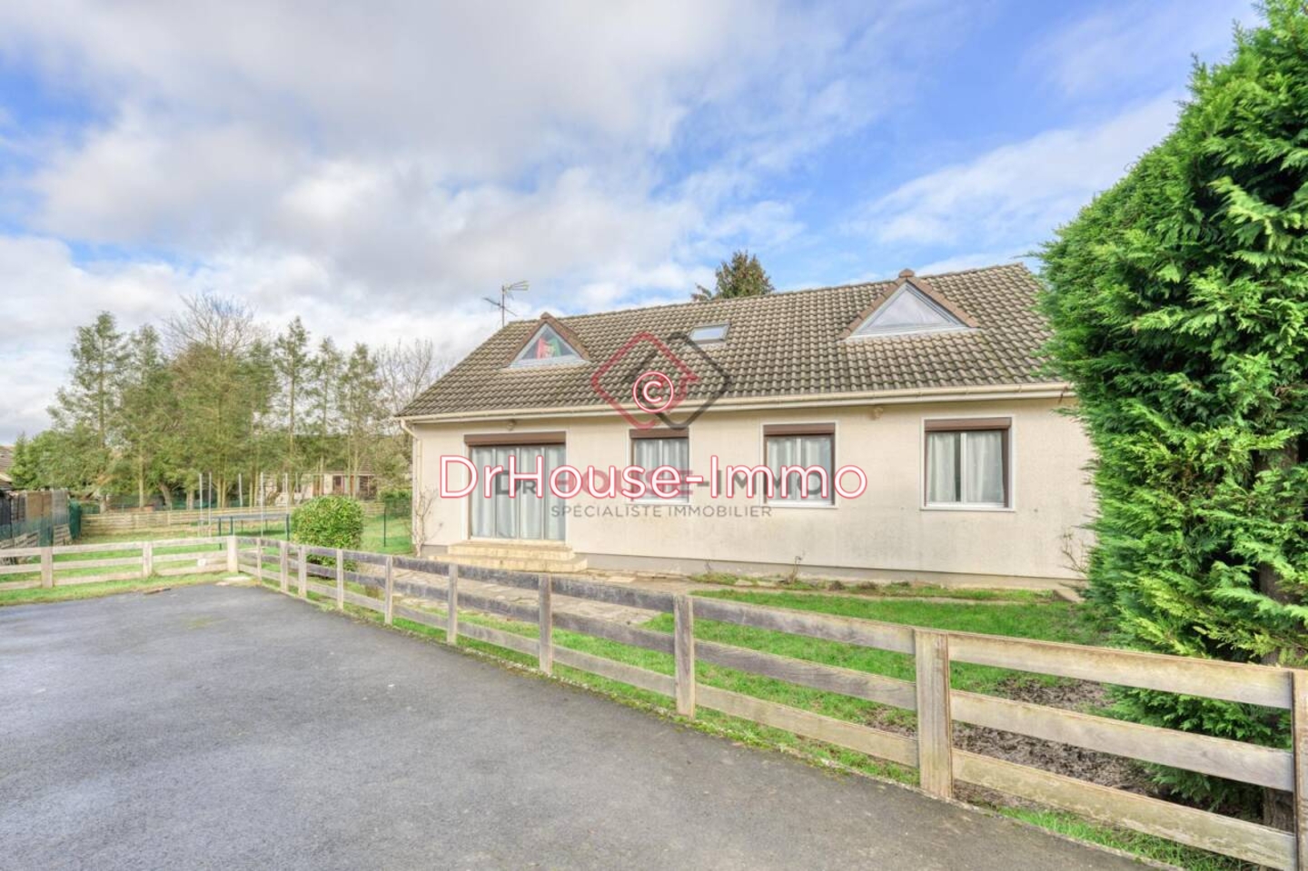 Maison 6 pièces de 120 m² - Saint-Pathus (77178)