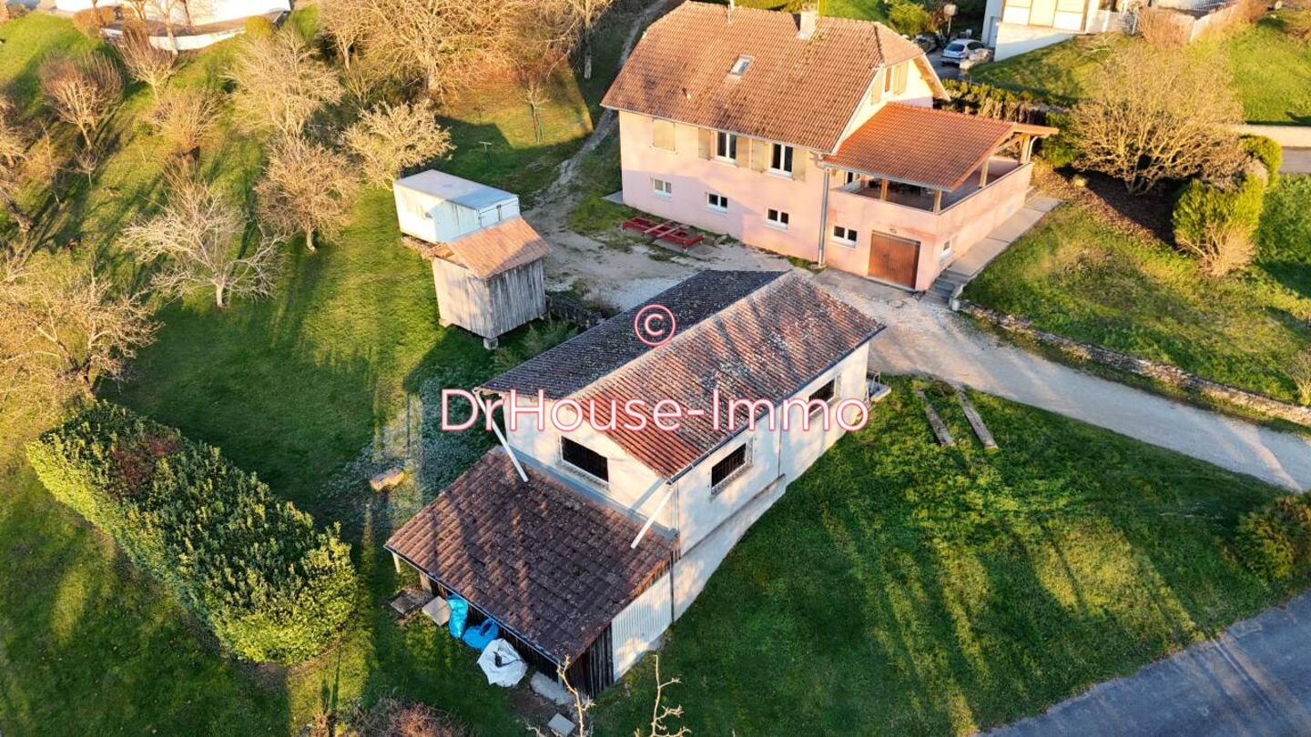 Maison 6 pièces de 118 m² - Romain (25680)
