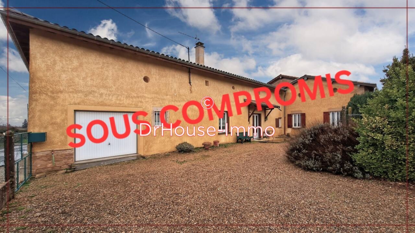 Maison 3 pièces de 98 m² - Savigneux (01480)