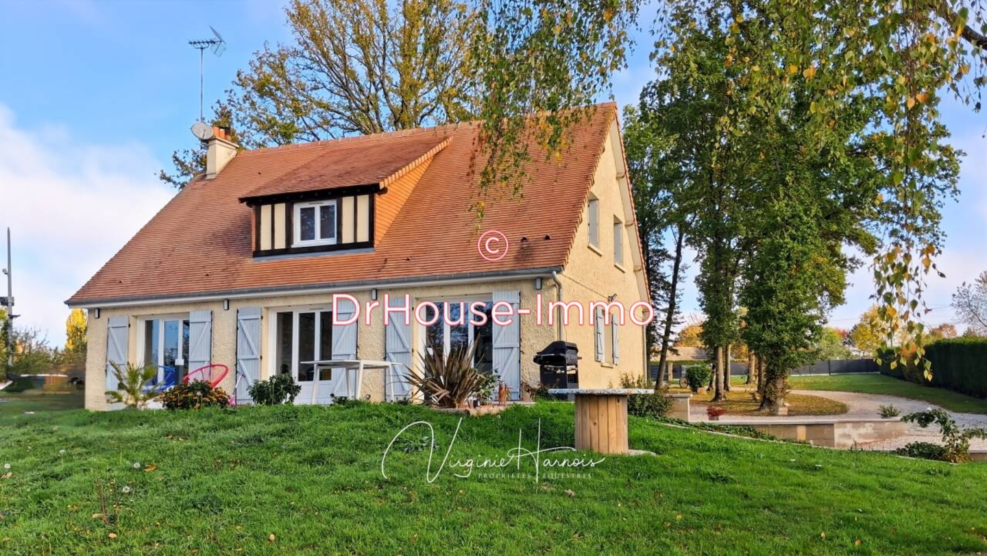 Maison 7 pièces de 136 m² - Falaise (14700)