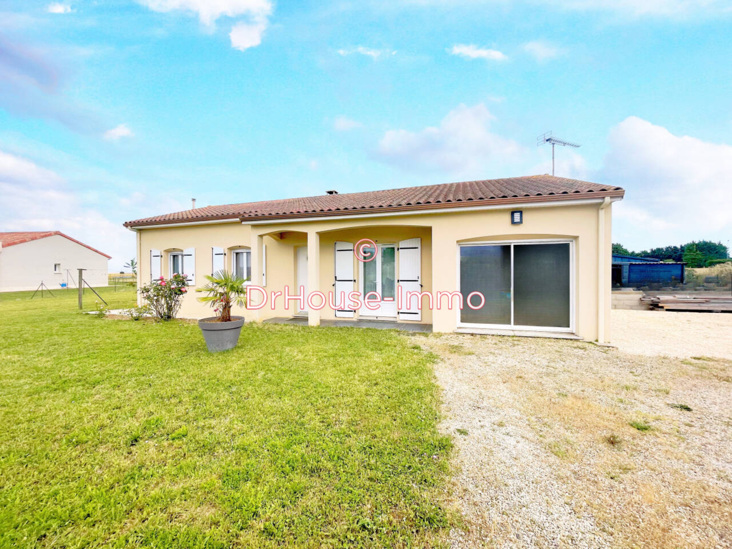 Maison 5 pièces de 108 m² - Maisonneuve (86170)