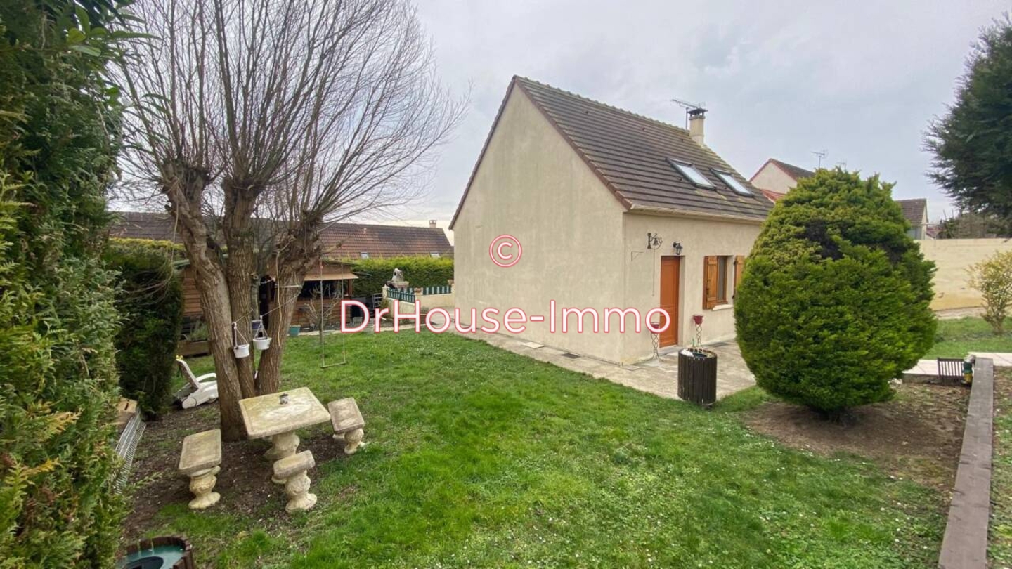 Maison 5 pièces de 88 m² - Limay (78520)