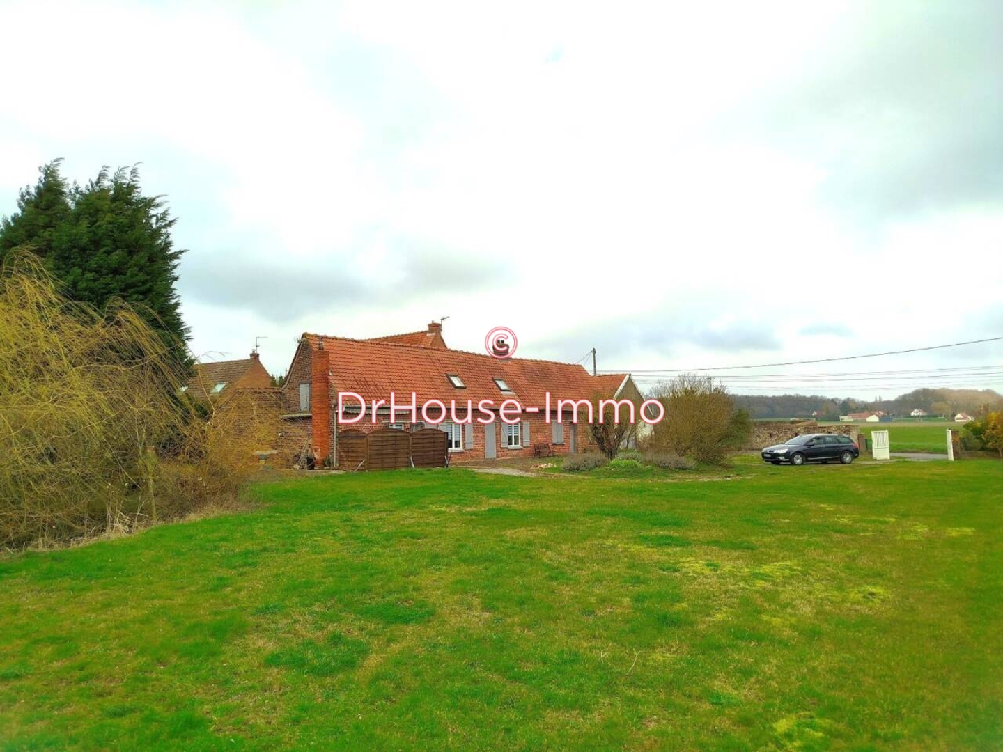 Maison 7 pièces de 93 m² - Blaringhem (59173)