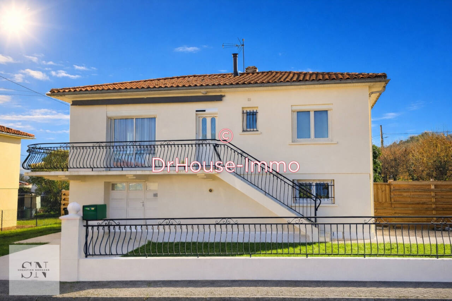 Maison 4 pièces de 92 m² - Pujols (47300)