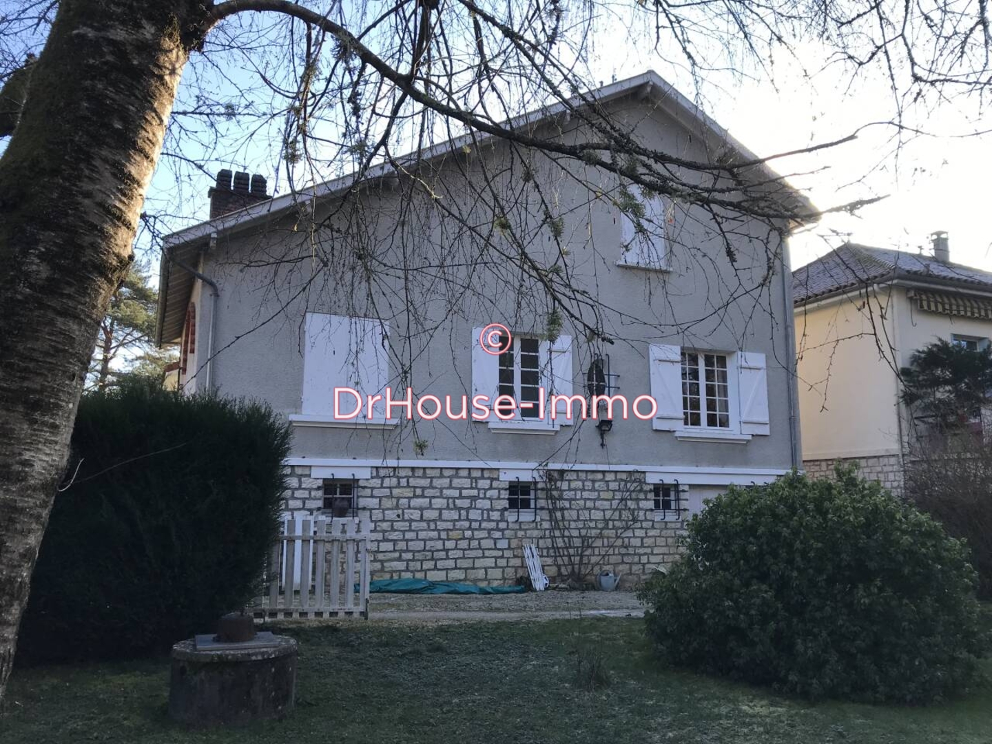 Maison 6 pièces de 144 m² - Excideuil (24160)