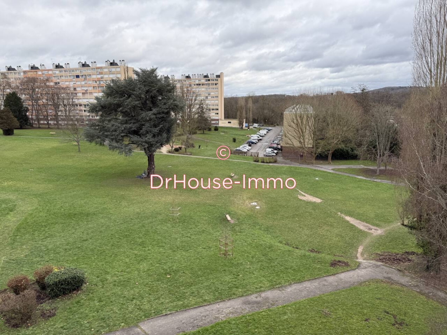 Appartement 2 pièces de 46 m² - Avon (77210)