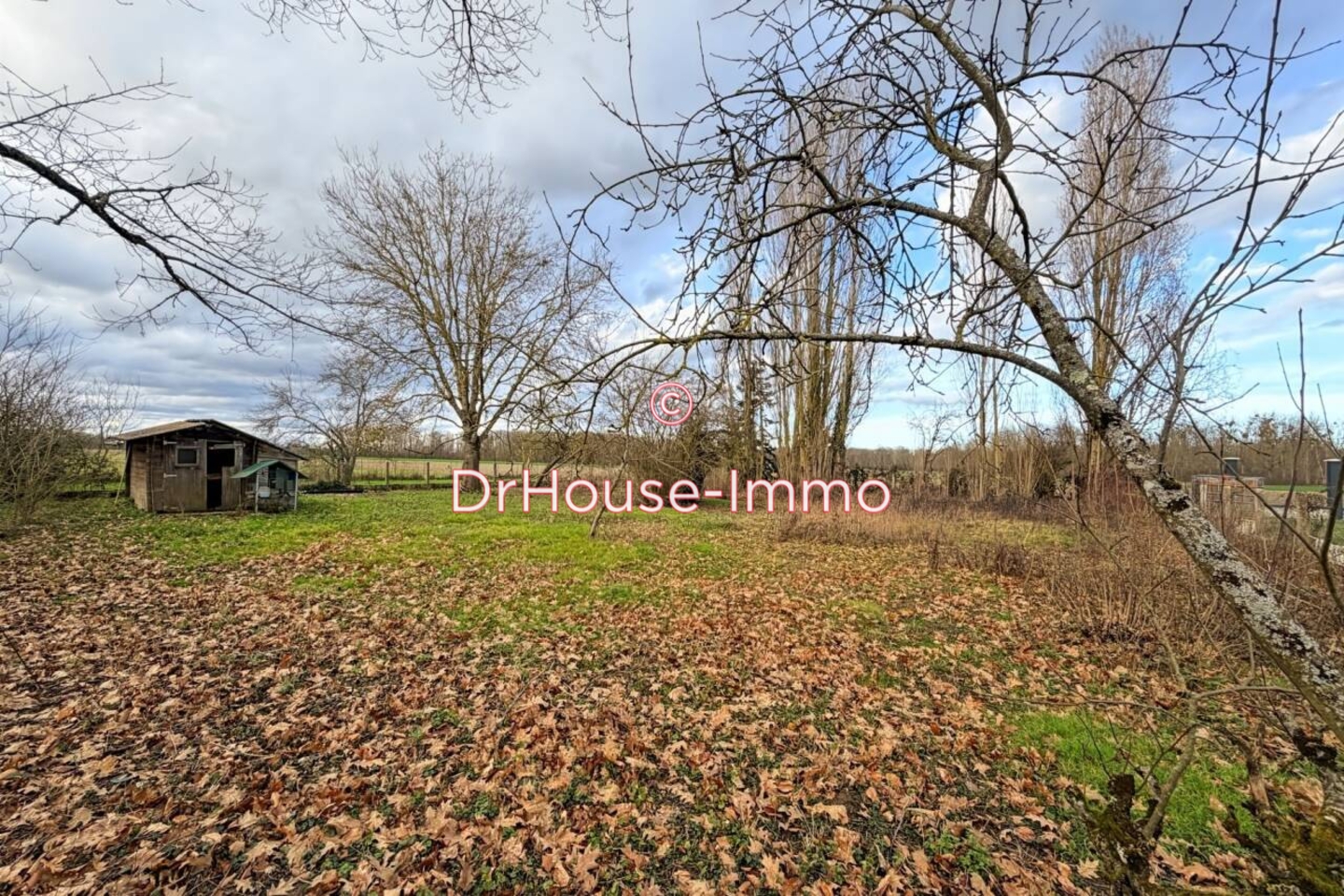 Terrain de 832 m² - Bréau (77720)