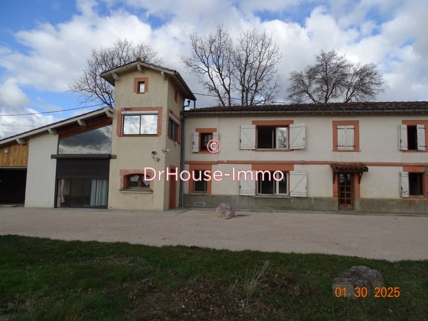 Maison 6 pièces de 177 m² - Poucharramet (31370)