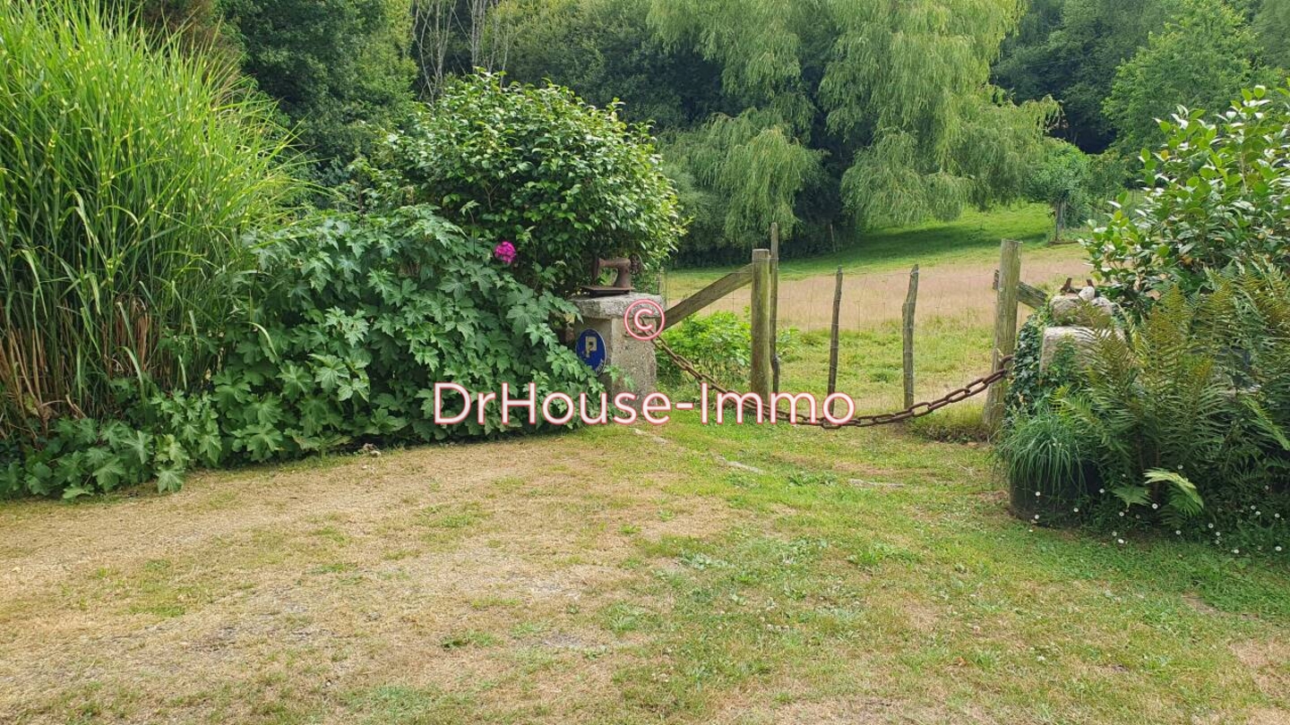 Maison 6 pièces de 162 m² - Guéhenno (56420)