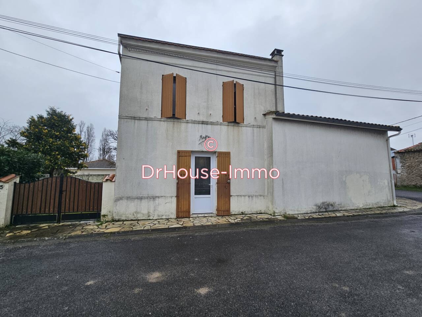 Maison 4 pièces de 86 m² - Anglade (33390)